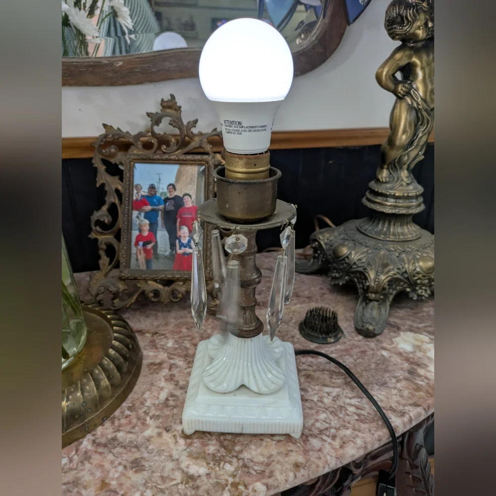 Vintage Hollywood Regency Milk Glass & Brass Prism Lamp - Antique Style ROF